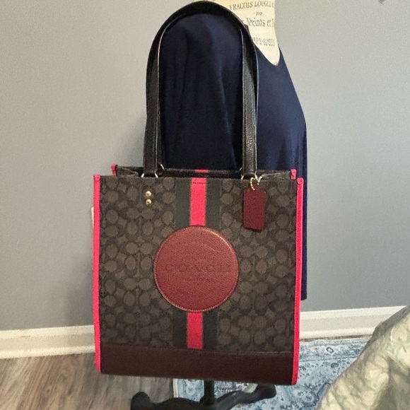 Coach Handbags - COACH 1917 DEMPSEY TOTE